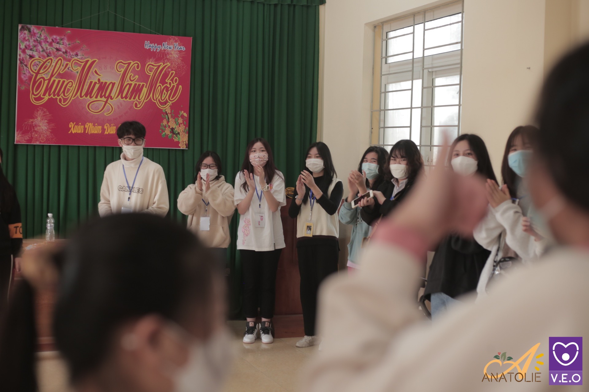 G&oacute;p phần mang Tết về với c&aacute;c em học sinh kh&oacute; khăn - Ảnh 1.