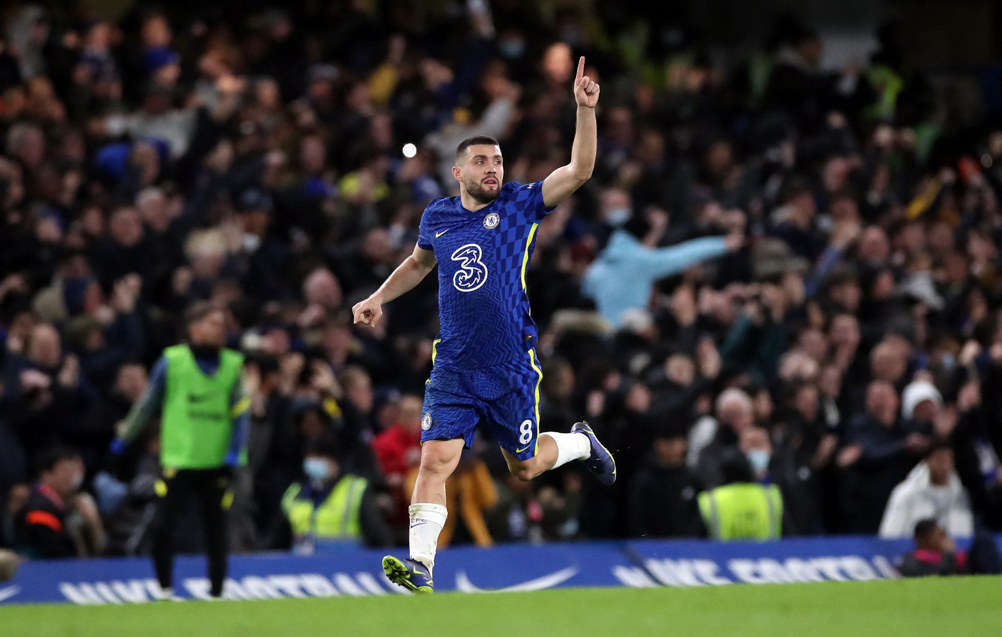 Rực lửa đại chiến, Chelsea cầm ch&acirc;n Liverpool bằng si&ecirc;u phẩm - Ảnh 6.