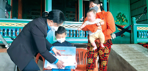 Sưởi ấm tâm hồn trẻ thơ - Ảnh 1.