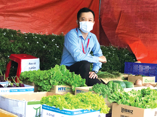 Ăn không khí, uống niềm vui - Ảnh 1.