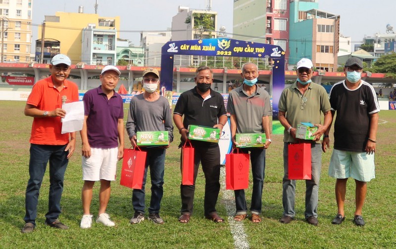 B&oacute;ng đ&aacute; phong tr&agrave;o mang &yacute; nghĩa nh&acirc;n văn - Ảnh 2.