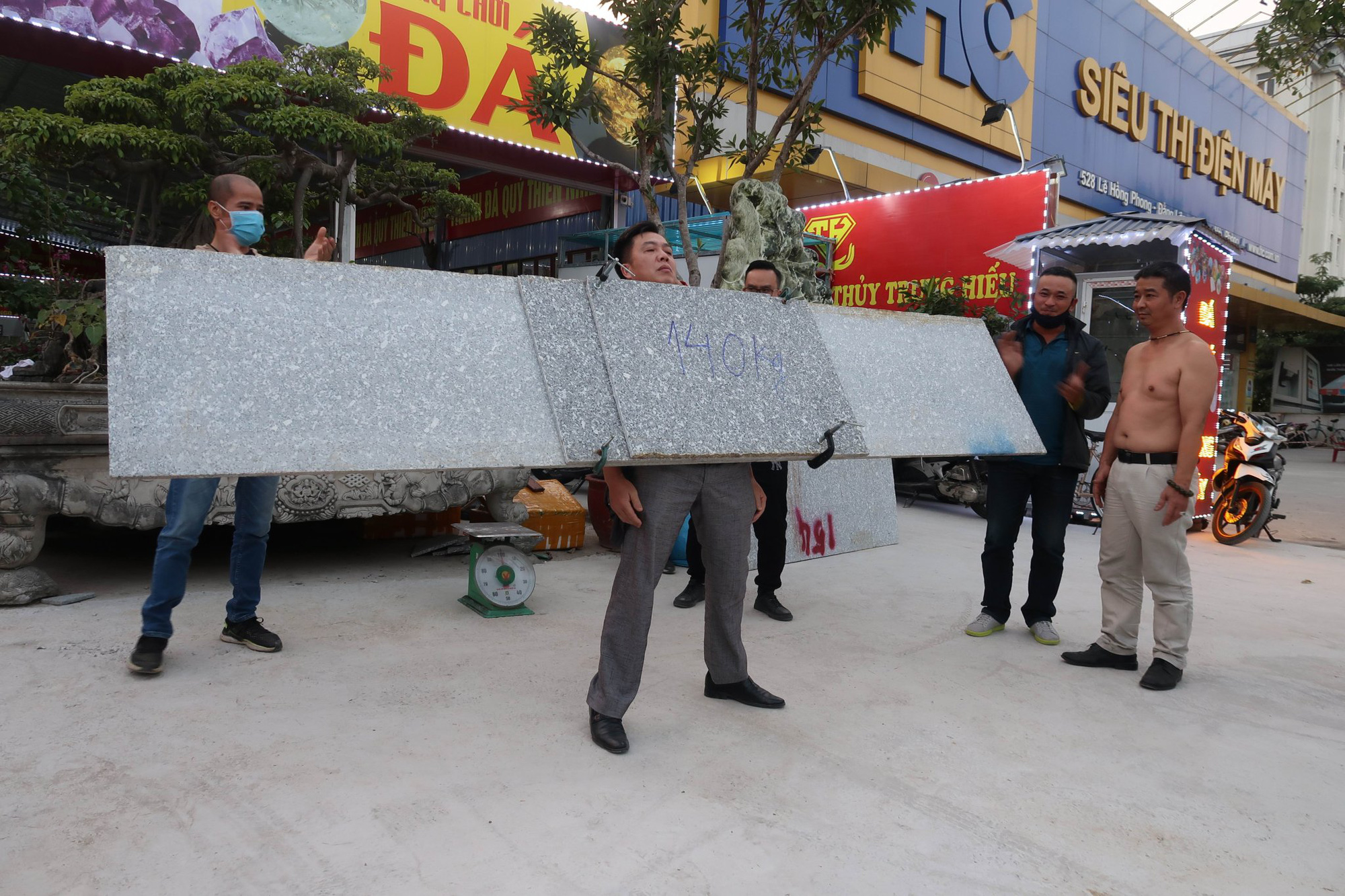 B&iacute; ẩn lớp học đ&agrave;o tạo những dị nh&acirc;n si&ecirc;u nhi&ecirc;n - Ảnh 4.