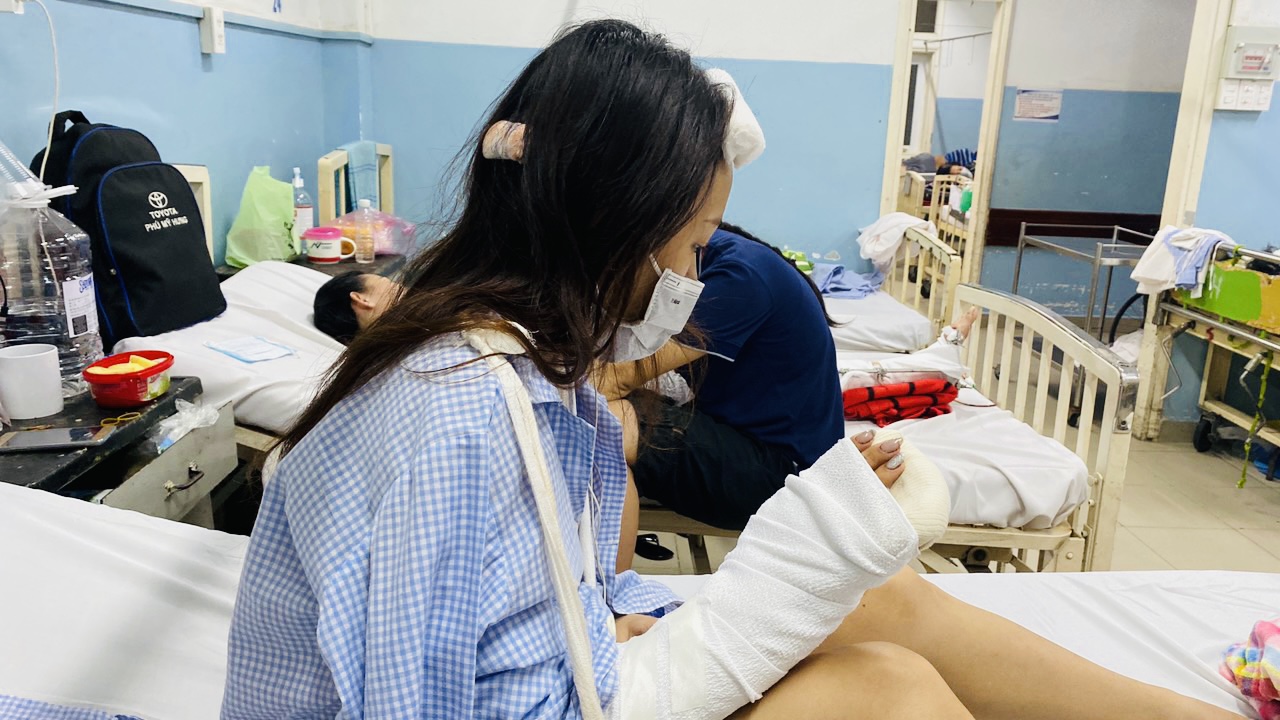 4 cô gái bị đánh đập ở Thủ Đức:  "Họ truy sát rất dã man"!
