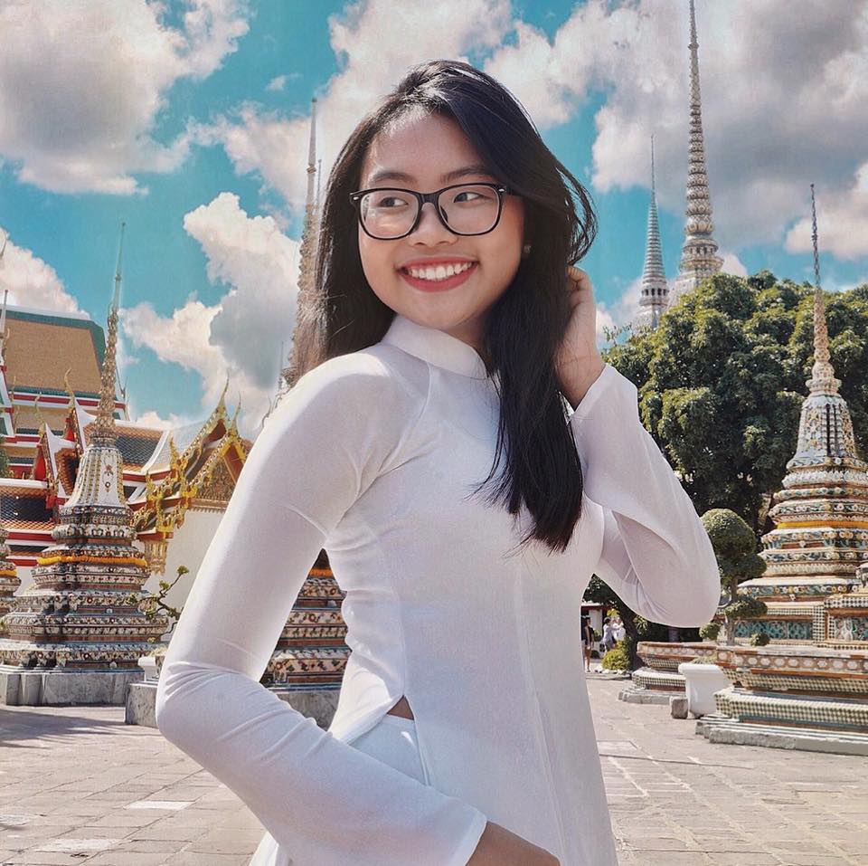 Phương Mỹ Chi lần đầu hát bolero