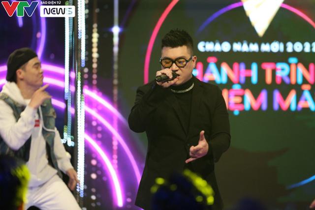 Nhìn lại những hình ảnh đáng nhớ trong Chào năm mới - Hành trình nhiệm màu