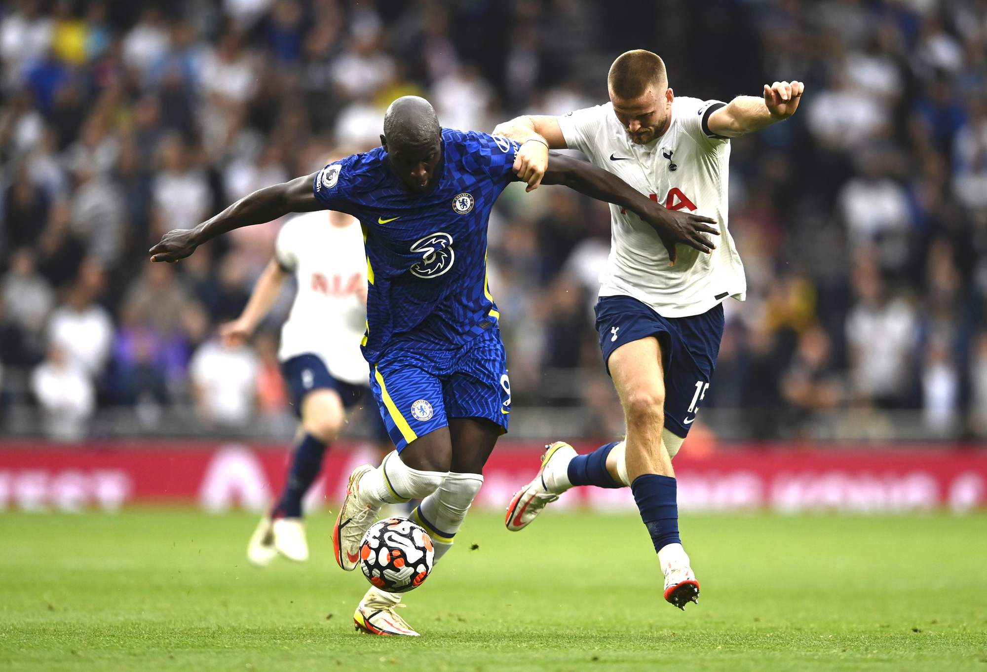 Lukaku xin lỗi vụ ph&aacute;t ng&ocirc;n nổi loạn, Chelsea ra &aacute;n phạt nặng - Ảnh 6.
