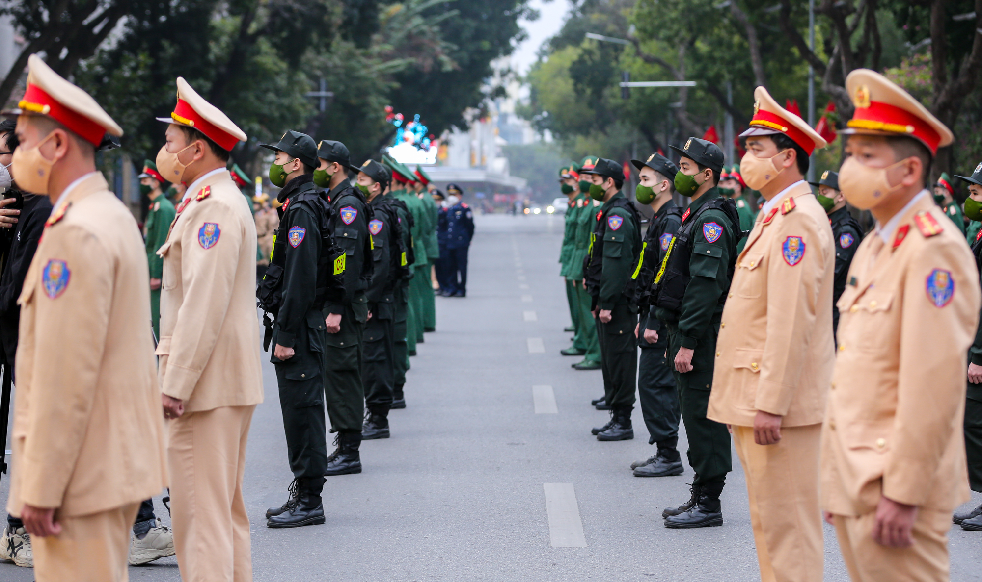 Kh&ocirc;ng để bất kỳ người d&acirc;n n&agrave;o kh&ocirc;ng được về ăn tết với gia đ&igrave;nh do thiếu phương tiện vận tải - Ảnh 5.