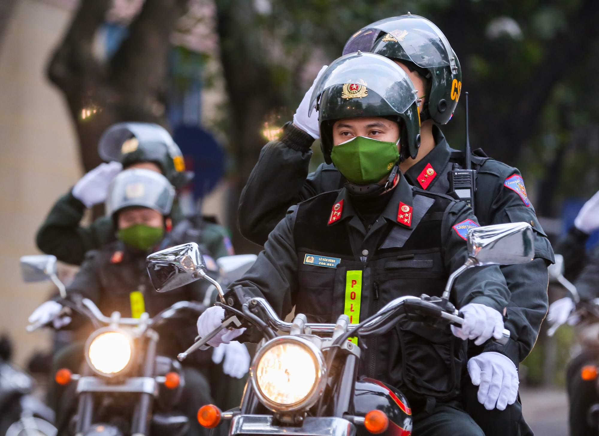 Kh&ocirc;ng để bất kỳ người d&acirc;n n&agrave;o kh&ocirc;ng được về ăn tết với gia đ&igrave;nh do thiếu phương tiện vận tải - Ảnh 10.