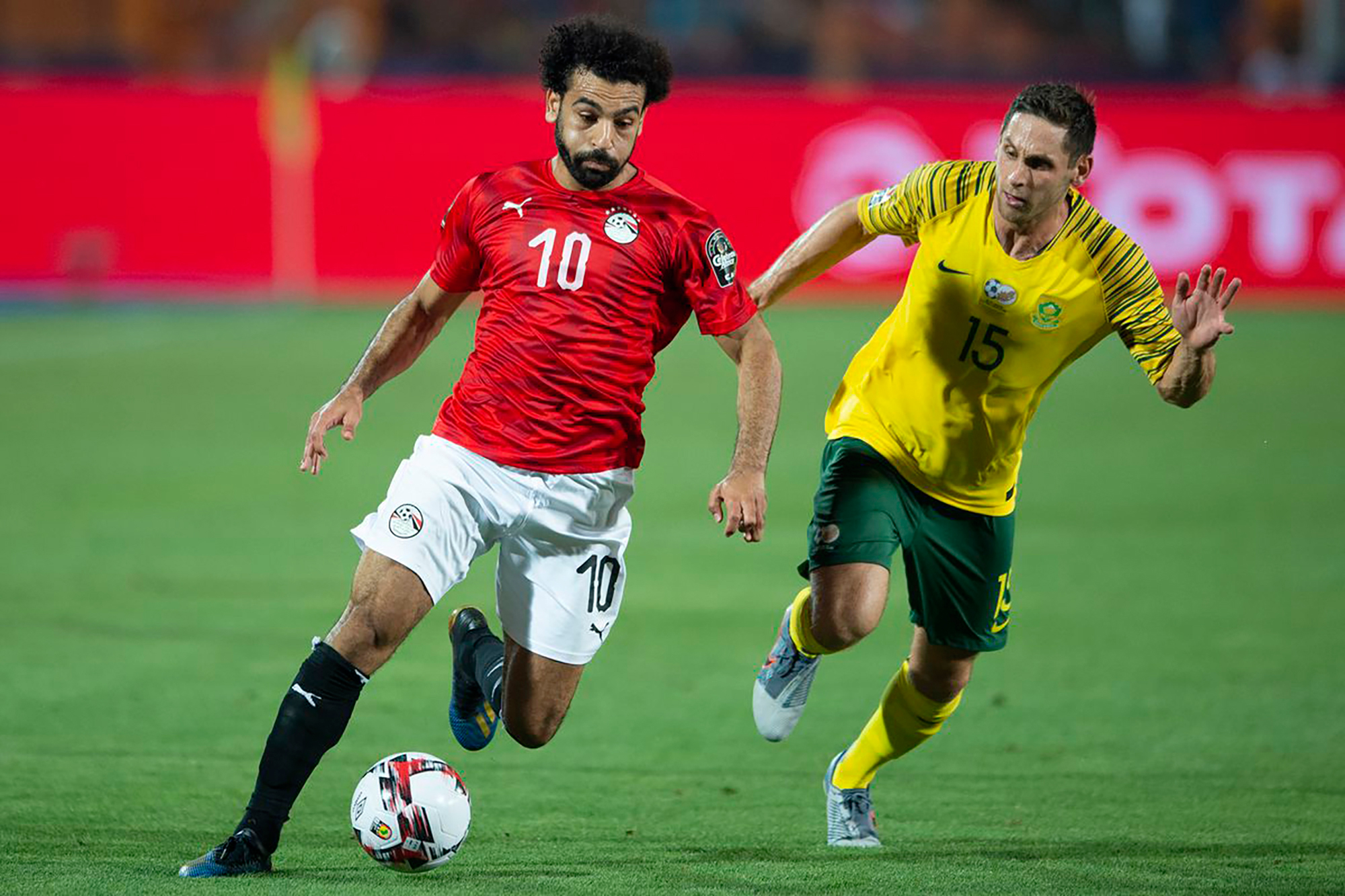 Bạo lực đe dọa CAN 2021