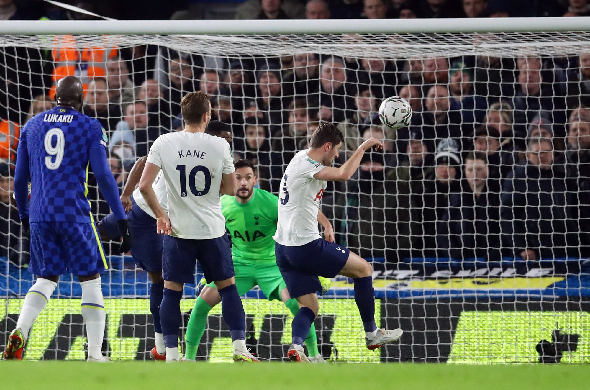 Tottenham thua thảm, Chelsea cầm chắc v&eacute; chung kết League Cup - Ảnh 4.