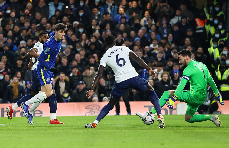 Tottenham thua thảm, Chelsea cầm chắc v&eacute; chung kết League Cup - Ảnh 2.