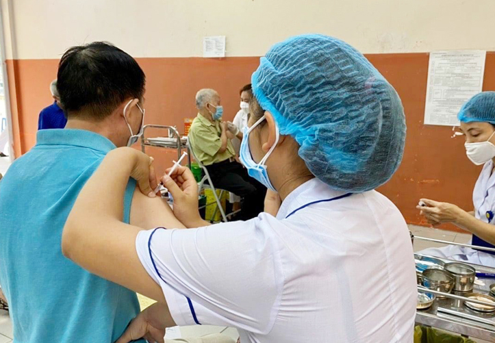 Bộ Y tế ban hành mẫu giấy xác nhận tiêm 3 mũi vắc-xin Covid-19