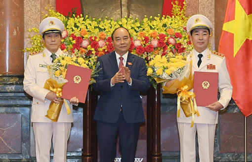 Hai Thứ trưởng Công an được thăng hàm Thượng tướng