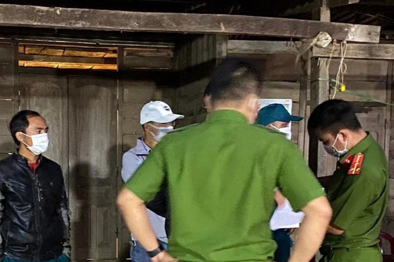 Vụ án 2 cháu bé tử vong dưới hồ nước: Tìm thấy thi thể nghi là bà nội - Ảnh 1.