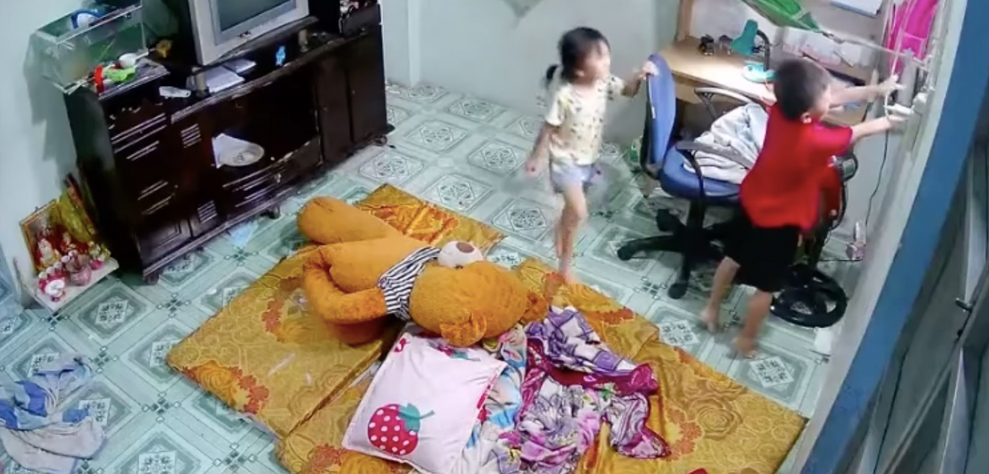 Bảo đảm an toàn khi để trẻ ở nhà một mình