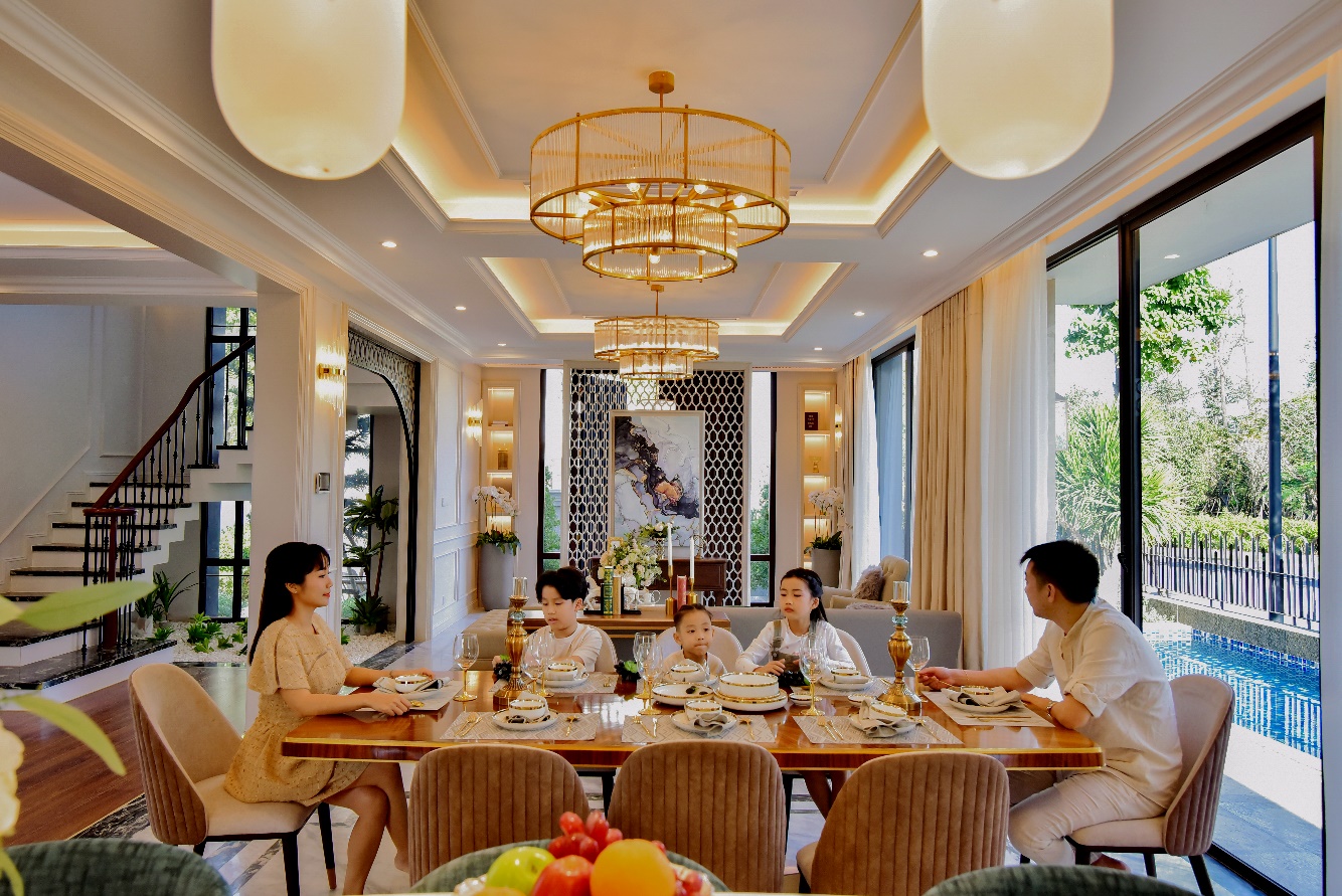 Gia đình Ốc Thanh Vân khám phá không gian sống tại Aqua City - Ảnh 4. Gia đình Ốc Thanh Vân khám phá không gian sống tại Aqua City - Ảnh 4.