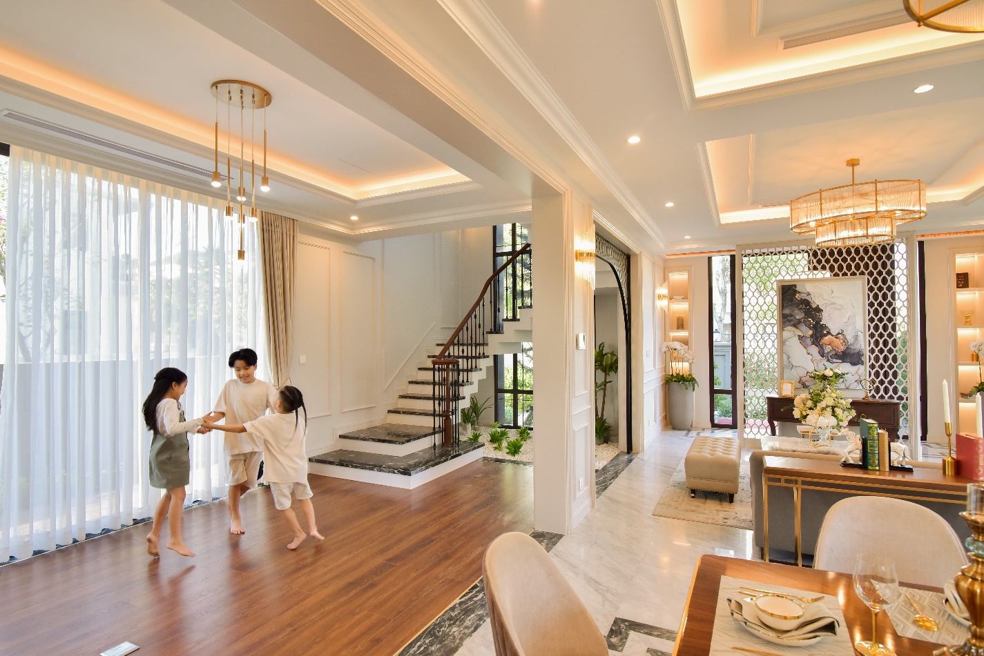 Gia đình Ốc Thanh Vân khám phá không gian sống tại Aqua City - Ảnh 6. Gia đình Ốc Thanh Vân khám phá không gian sống tại Aqua City - Ảnh 6.