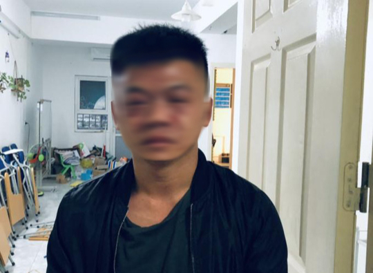3 nam thanh niên táo tợn xịt hơi cay, trói chủ nhà để cướp