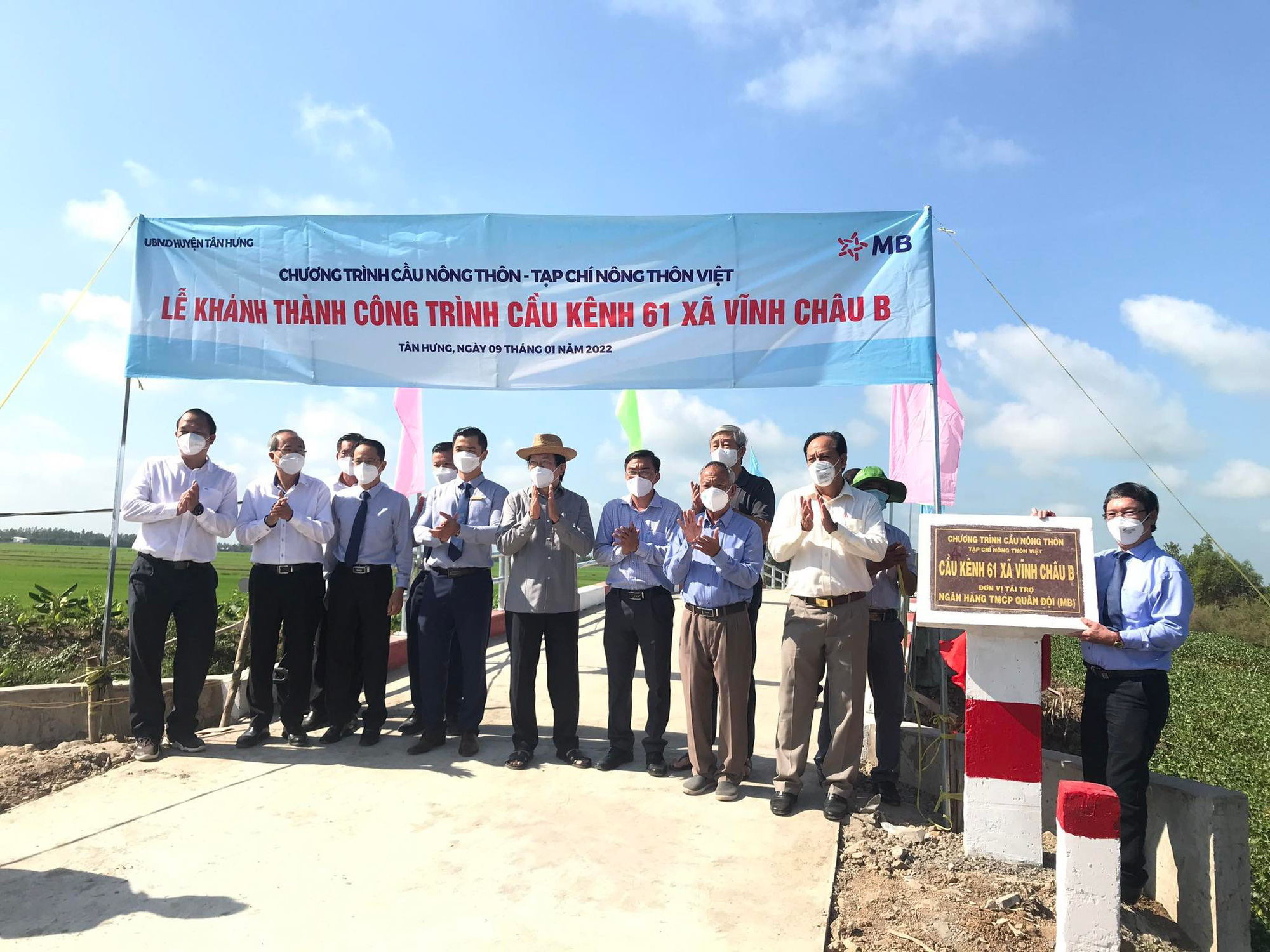 Người dân Long An vui mừng chứng kiến nhiều cây cầu được đưa vào sử dụng