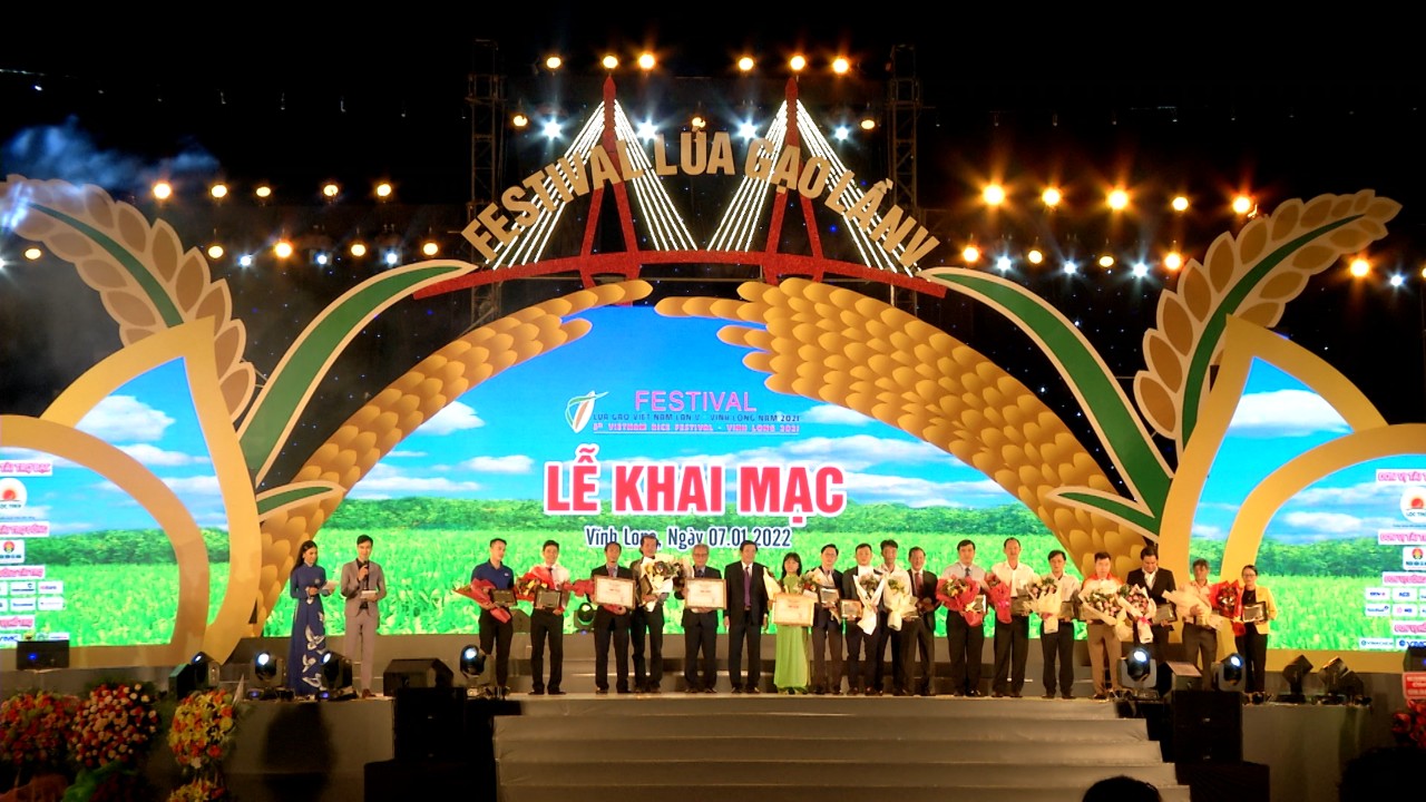 Agribank tài trợ 1 tỉ đồng cho Festival Lúa gạo Việt Nam lần thứ V