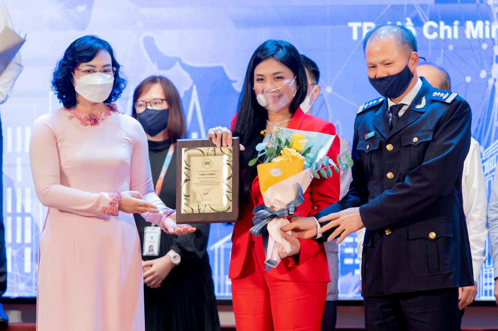 VietOil được vinh danh Doanh nghiệp tiêu biểu năm 2021