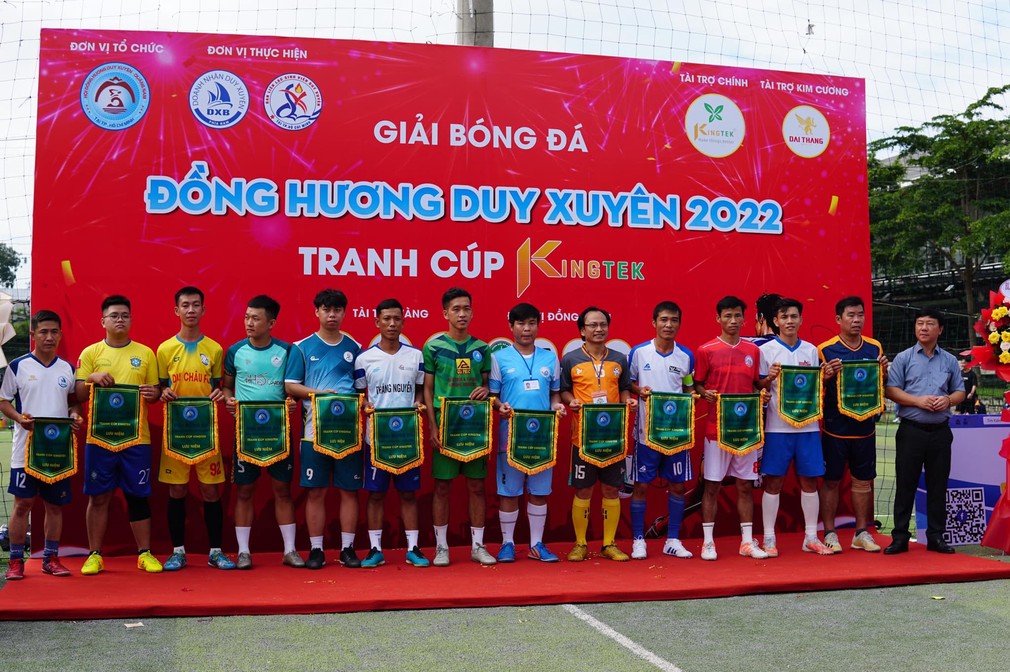 Sôi nổi Giải Bóng đá đồng hương Duy Xuyên 2022