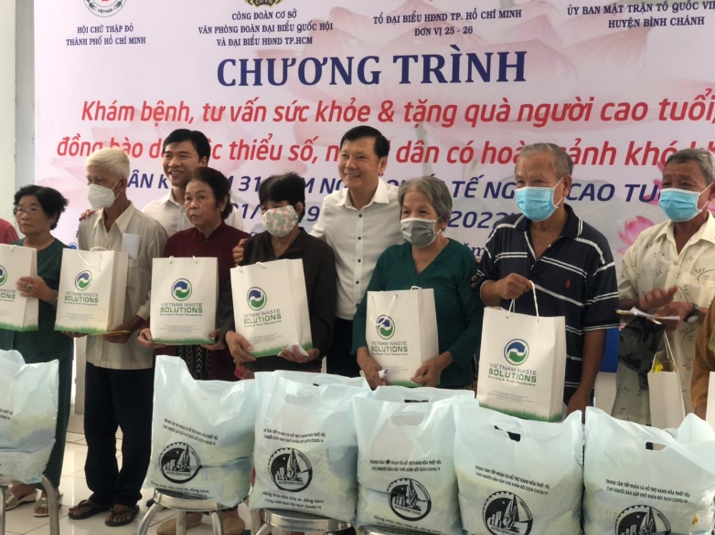 VWS hỗ trợ kh&aacute;m sức khỏe miễn ph&iacute; cho người cao tuổi - Ảnh 5.
