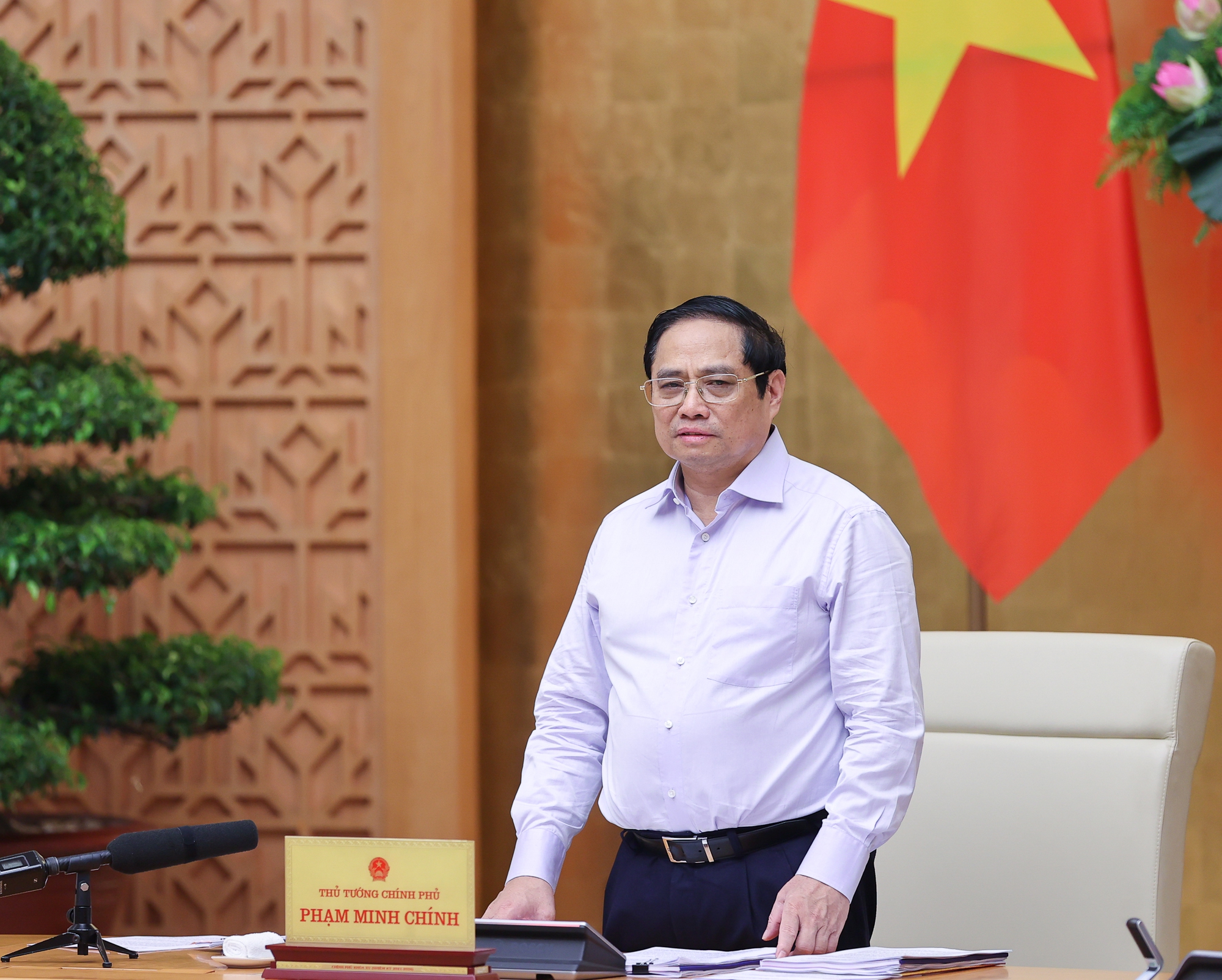 Thủ tướng: Tuyệt đối không chủ quan, mất cảnh giác trước bão lũ, thiên tai