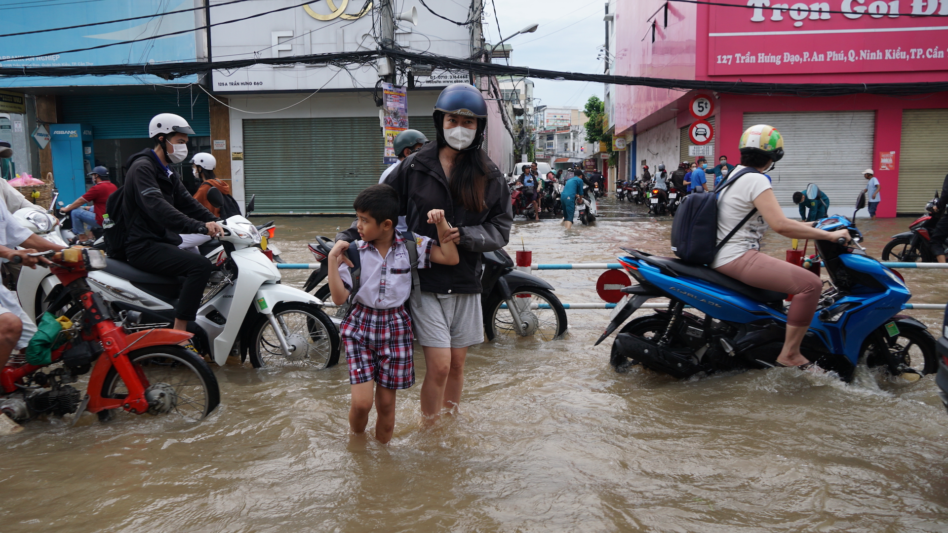 Triều cường dâng cao, Cần Thơ cho học sinh học tại nhà 3 ngày - Ảnh 20.