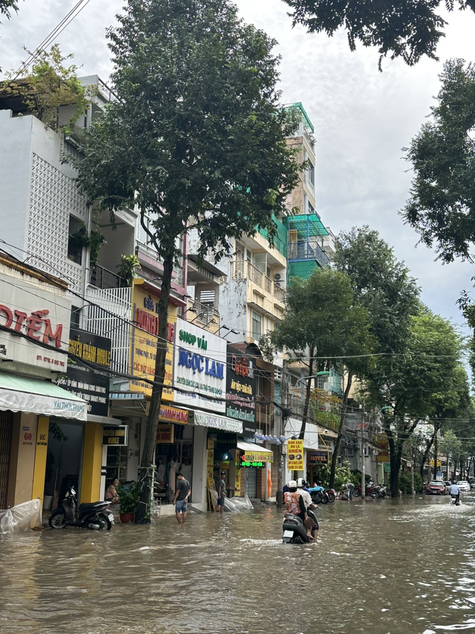 Triều cường dâng cao, Cần Thơ cho học sinh học tại nhà 3 ngày - Ảnh 17.
