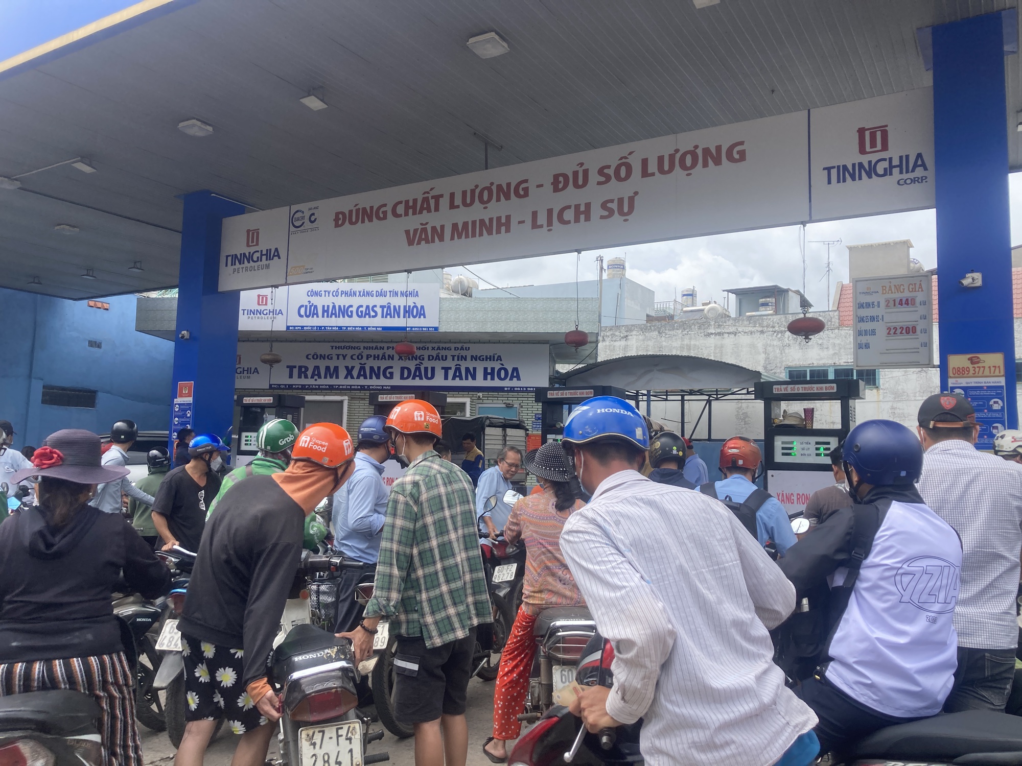 Biển báo hết xăng độc nhất vô nhị ở Đồng Nai - Ảnh 8.