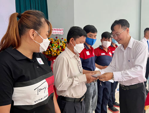 CEP tập trung trợ vốn cho công nhân nghèo