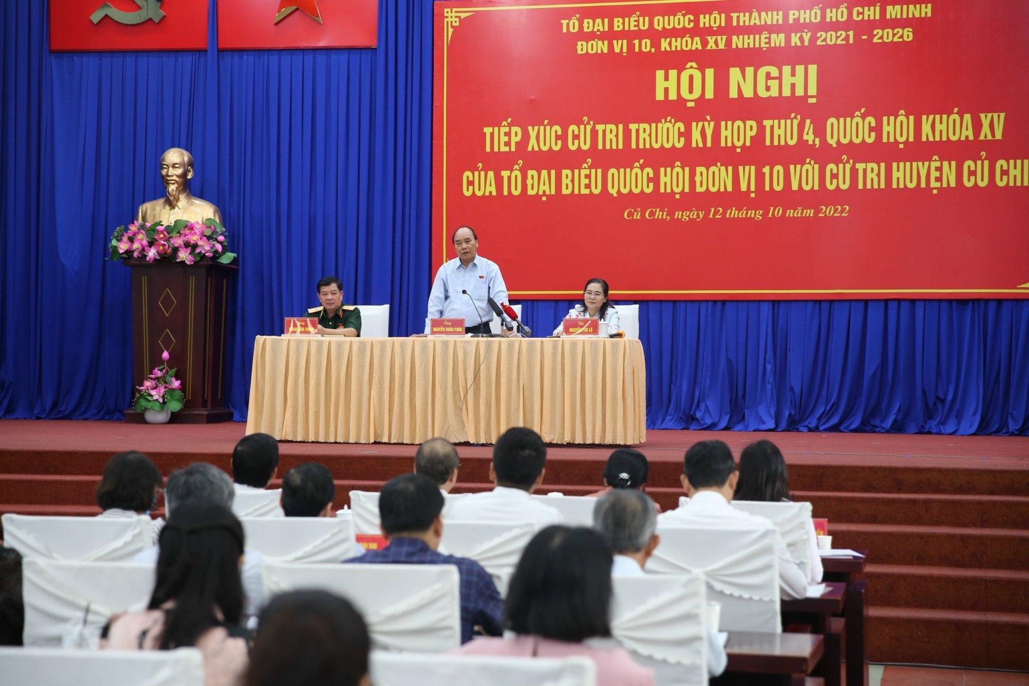 Chủ tịch nước tiếp xúc cử tri huyện Củ Chi: Phải bảo đảm an sinh cho người dân!
