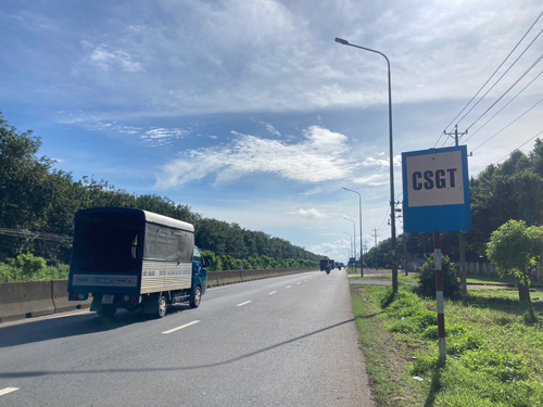 Bắt 5 "cò" bảo kê xe quá tải qua Trạm CSGT Suối Tre: Xử lý nghiêm, không có vùng cấm, không ngoại lệ