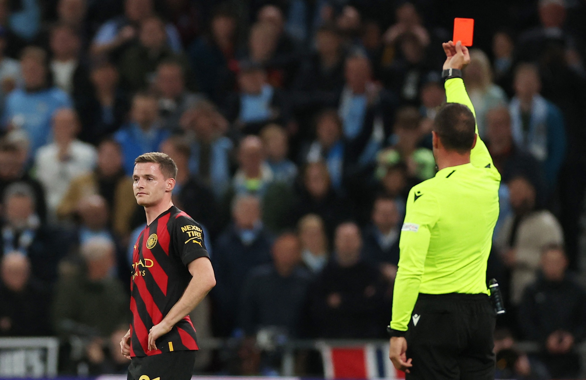 S&aacute;t thủ Haaland kh&ocirc;ng được ra s&acirc;n, Man City bị chủ nh&agrave; Copenhagen cầm h&ograve;a - Ảnh 6.