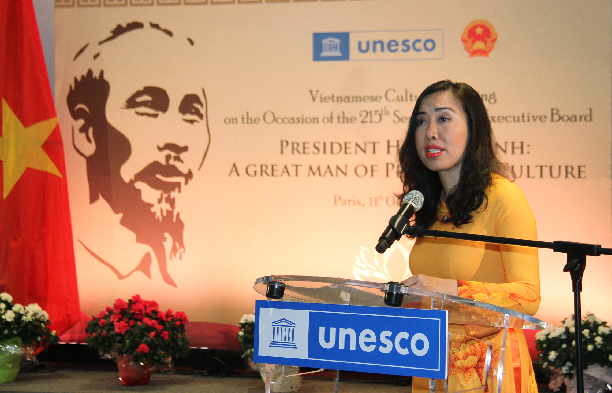Kỷ niệm Nghị quyết t&ocirc;n vinh Chủ tịch Hồ Ch&iacute; Minh tại trụ sở UNESCO - Ảnh 1.