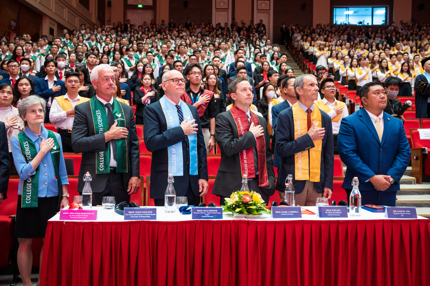 To&agrave;n cảnh lễ khai giảng &ldquo;đặc biệt&rdquo; ở Trường Đại học VinUni - Ảnh 3.