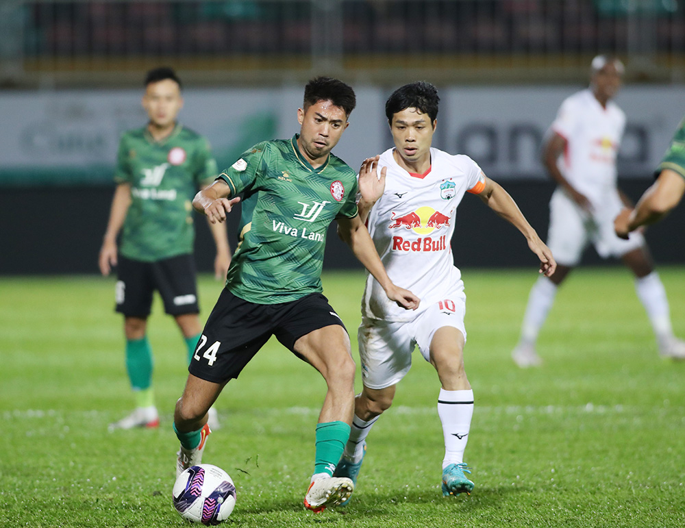 Trước vòng 19 V-League 2022: Hoàng Anh Gia Lai khó lọt Top 3