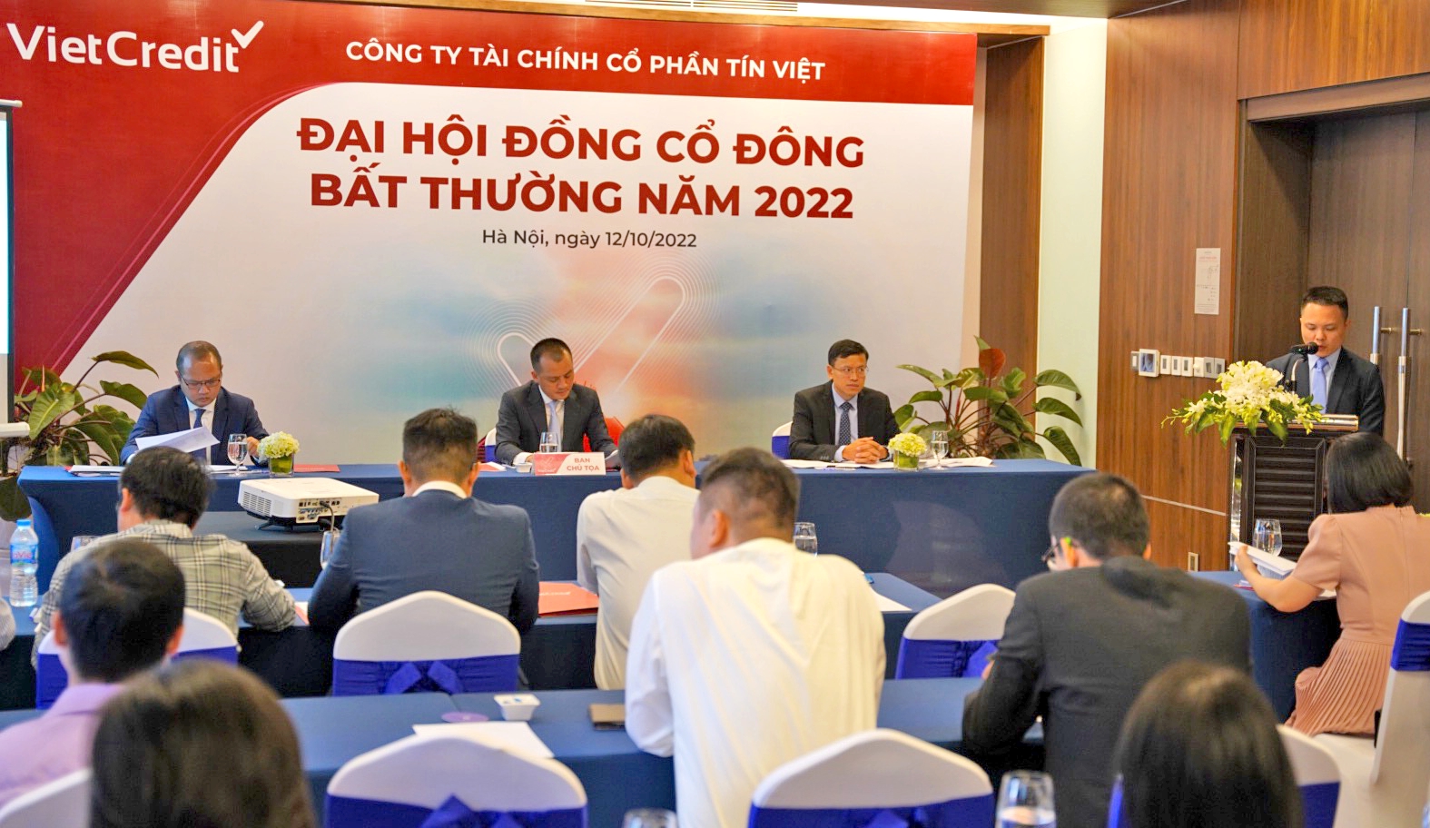 VietCredit tổ chức đại hội đồng cổ đông bất thường năm 2022 - Ảnh 2.