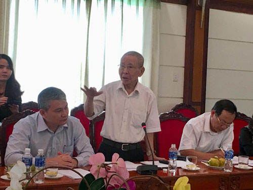 Gi&aacute;o sư Phạm Phụ - tấm gương l&agrave;m việc qu&ecirc;n m&igrave;nh - Ảnh 1.