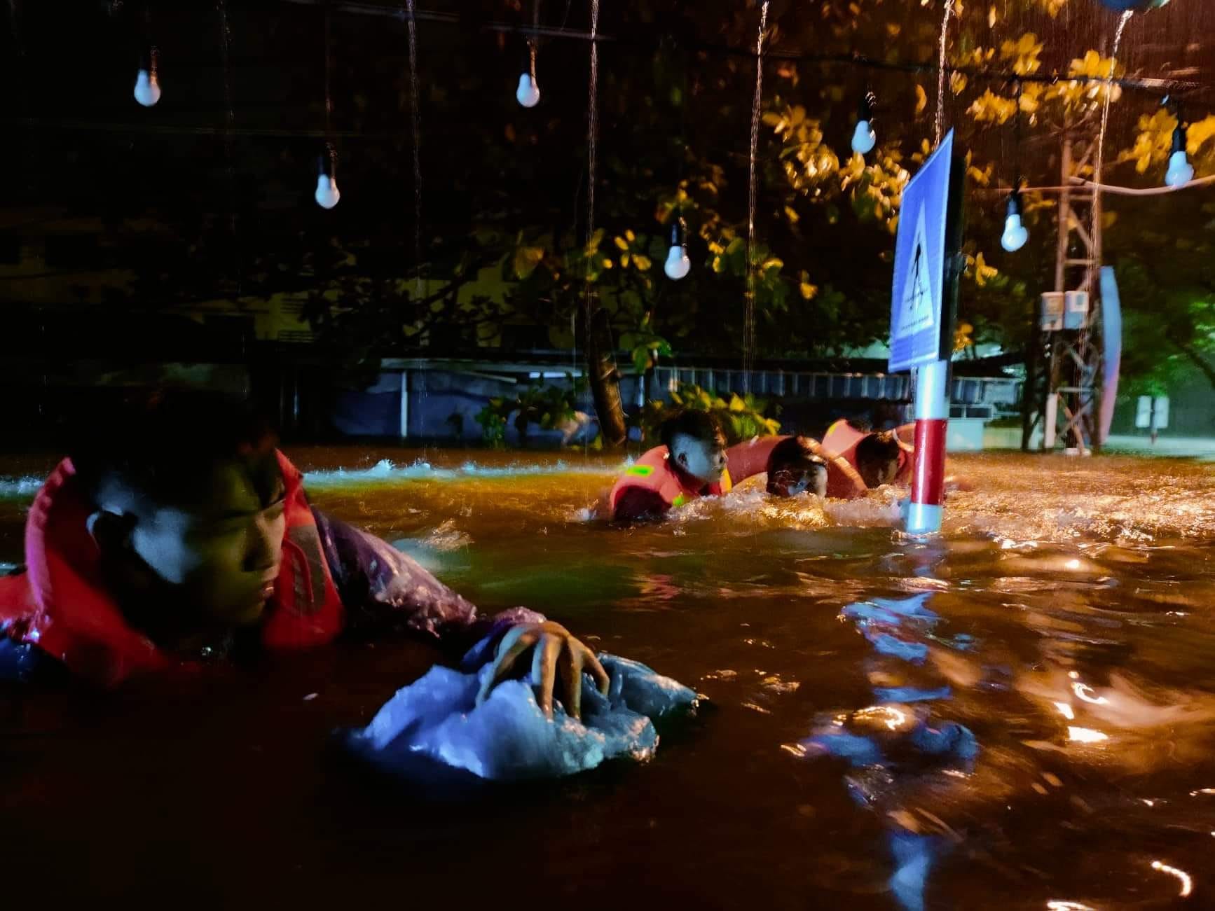 Sau mưa ngập lịch sử, Đà Nẵng cần có tuần lễ thoát nước và vệ sinh đô thị hiệu quả