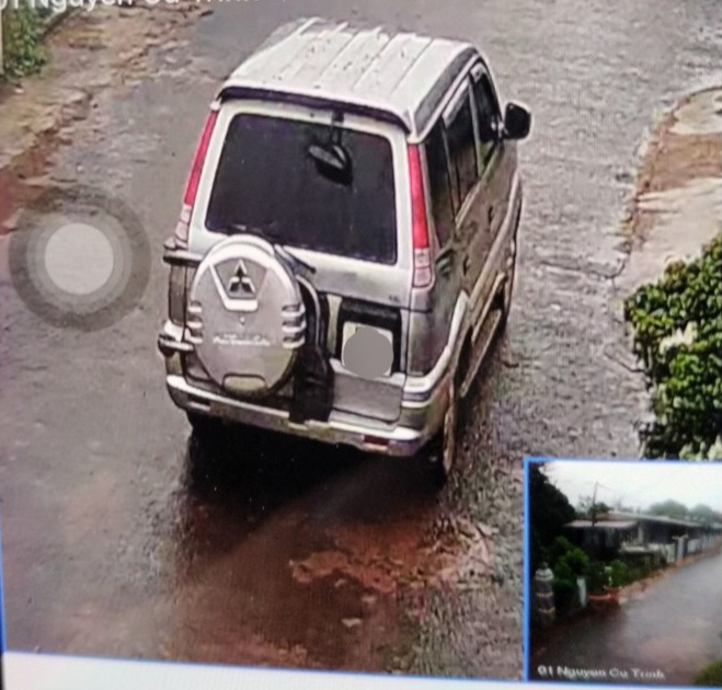 Thông tin nóng vụ nhóm người đi ôtô vào nhà chủ tịch huyện cướp tài sản