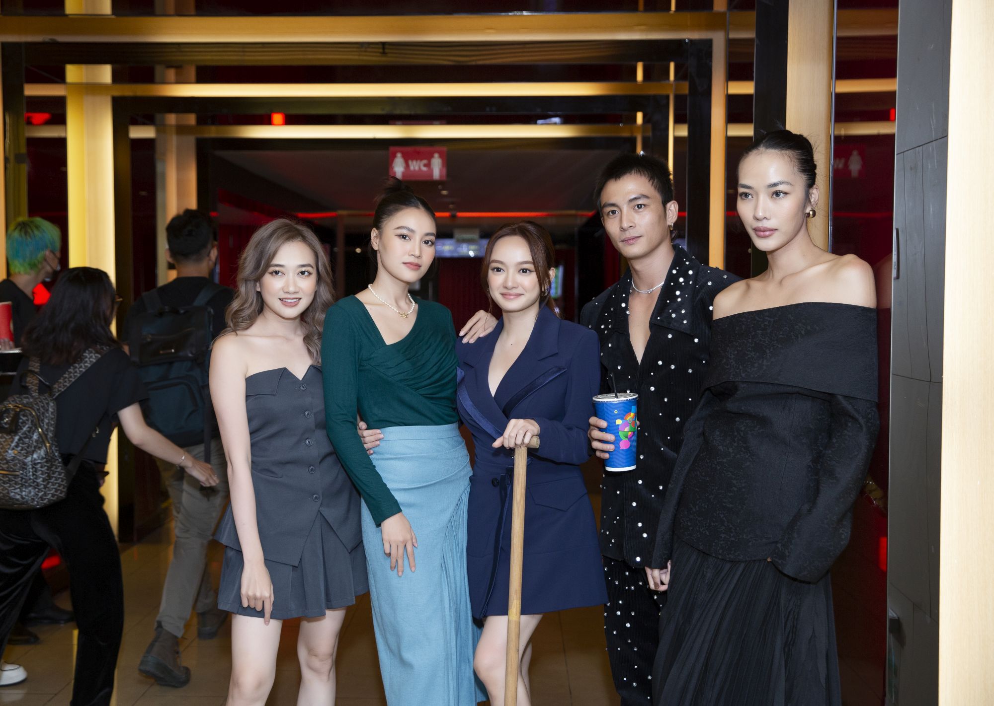 Ninh Dương Lan Ngọc, Kaity Nguyễn hạnh phúc trước tình cảm của khán giả - Ảnh 1.