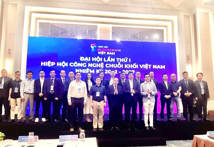 Làm chủ blockchain để không lỡ bước