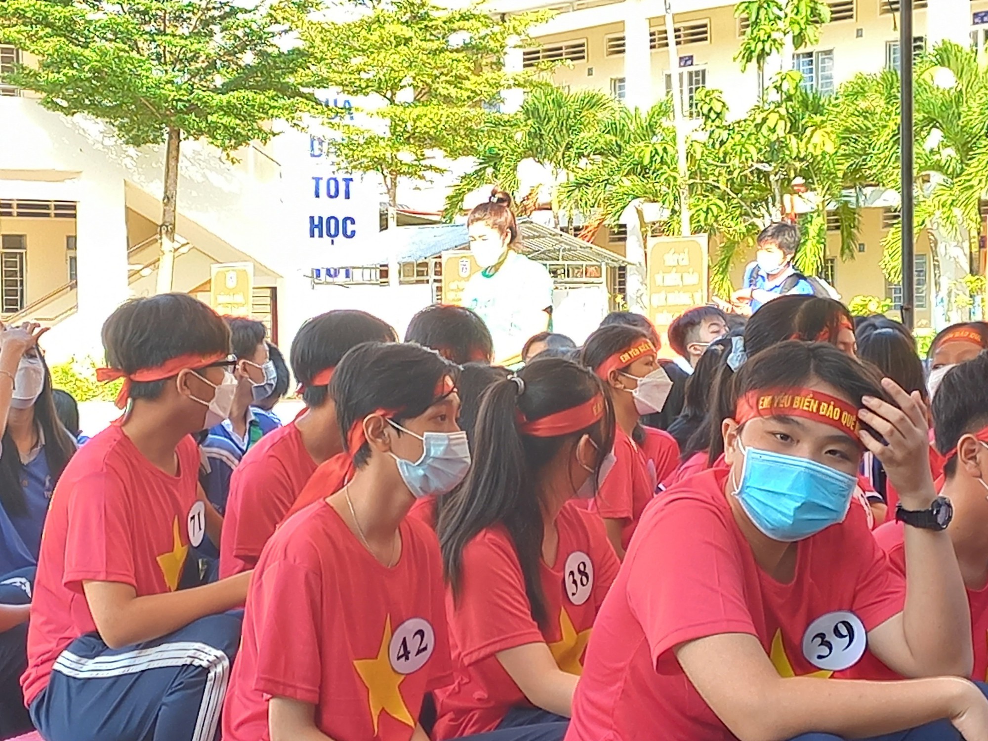Học sinh Cà Mau tranh tài sôi nổi tại cuộc thi Em yêu biển, đảo quê hương - Ảnh 2.