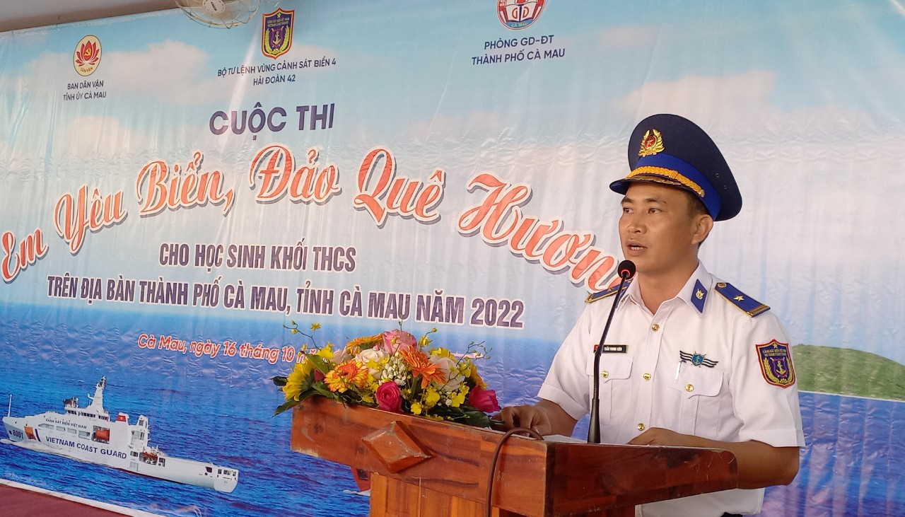 Học sinh Cà Mau tranh tài sôi nổi tại cuộc thi Em yêu biển, đảo quê hương - Ảnh 1.
