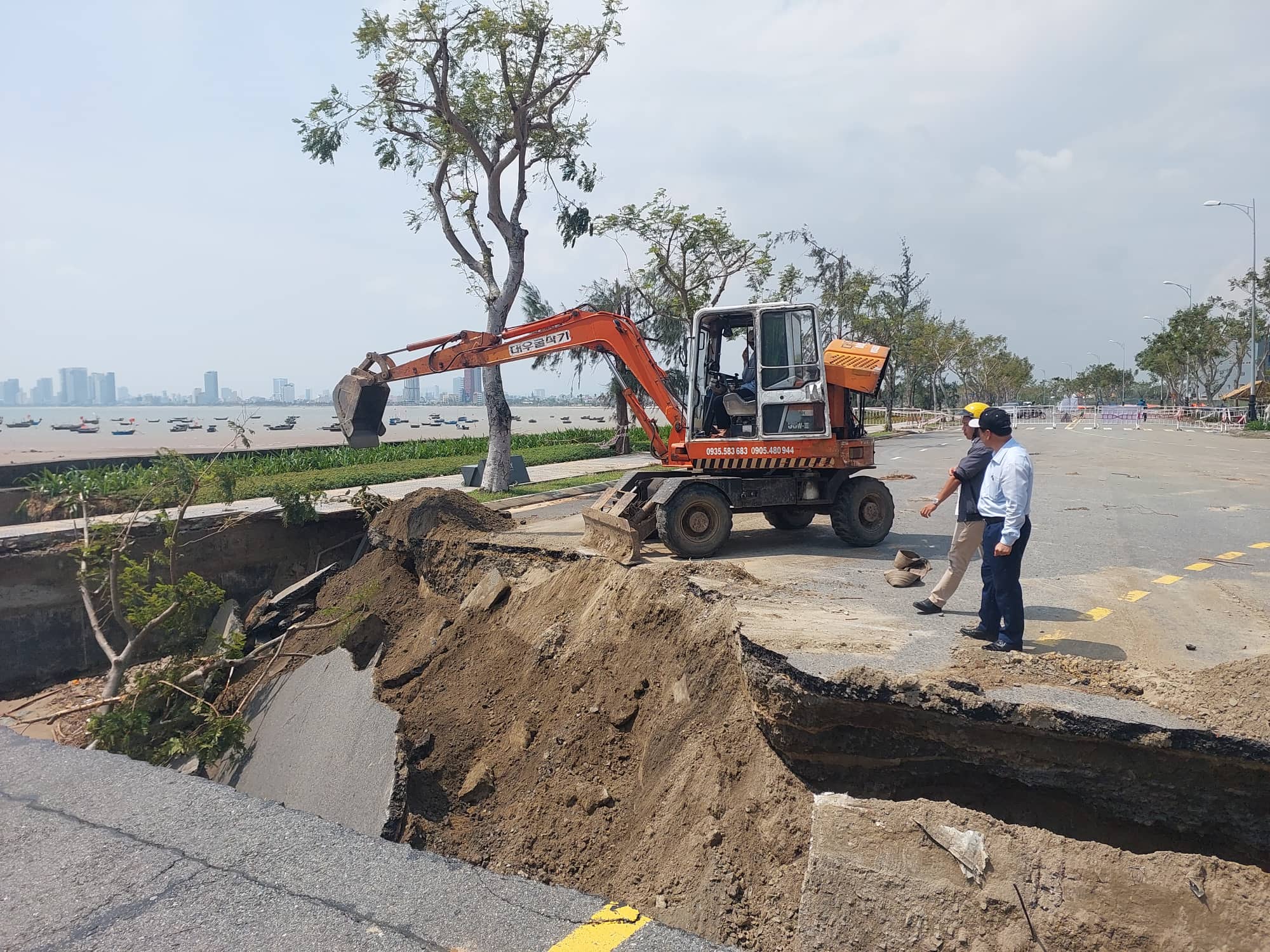 21 điểm sạt lở chia cắt bán đảo Sơn Trà, Đà Nẵng