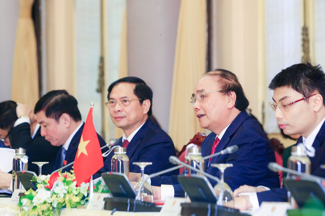 Chủ tịch nước Nguyễn Xuân Phúc chủ trì Lễ đón Tổng thống Singapore - Ảnh 15.
