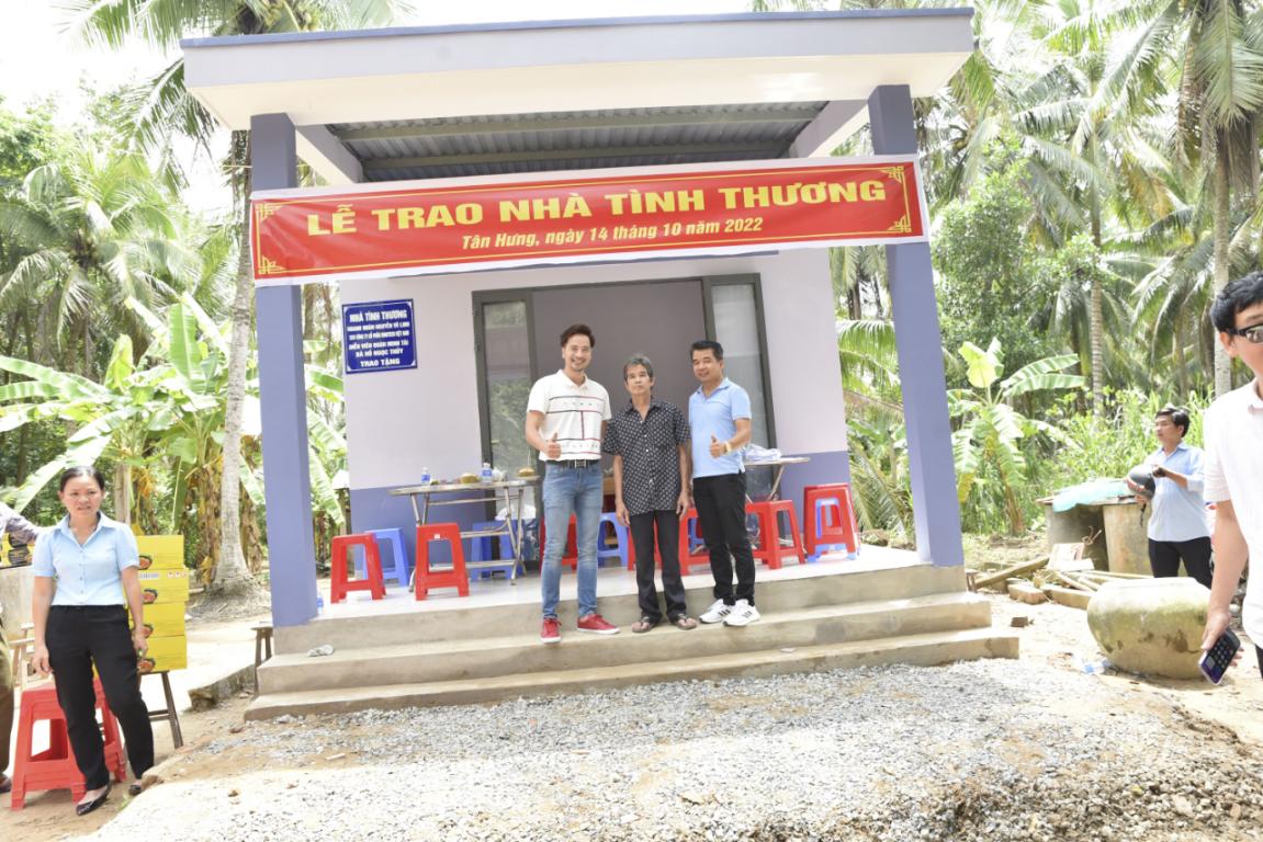 Diễn vi&ecirc;n, người mẫu Đo&agrave;n Minh T&agrave;i quy&ecirc;n g&oacute;p tiền x&acirc;y nh&agrave; cho người ngh&egrave;o - Ảnh 1.