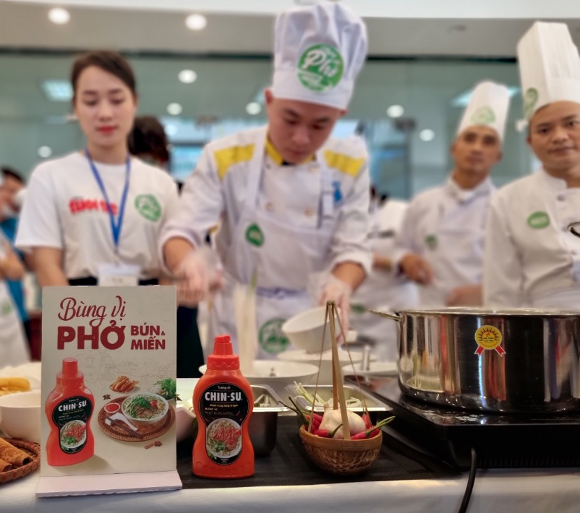 Ấn tượng tương ớt phở Chin-su tại Ngày của Phở